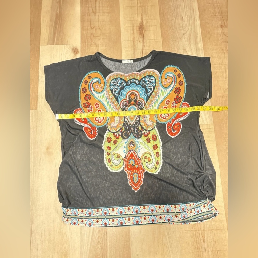 Black Paisley-Print Women’s Top with Multicolor Accents - Picture 7 of 8